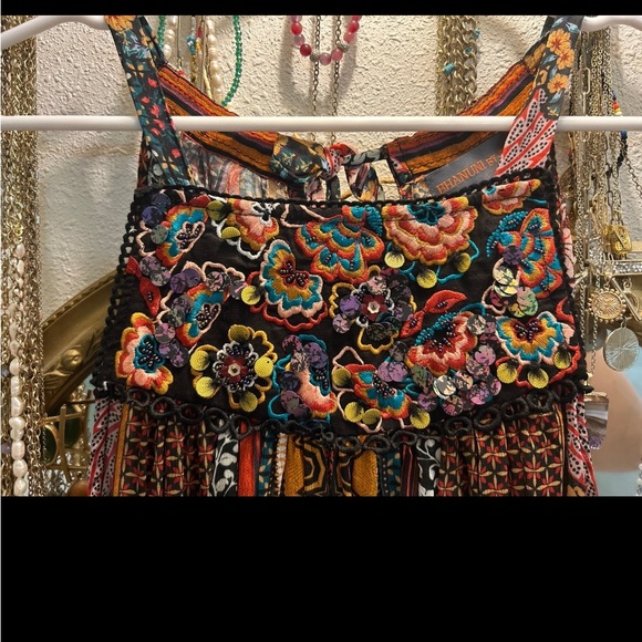 Colorful Patterned Tank Top - Picture 3 of 4